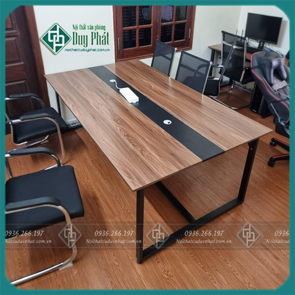 BÀN HỌP CHÂN SẮT 3 MẢNH KT 1M2X2M4 (BHCS07)