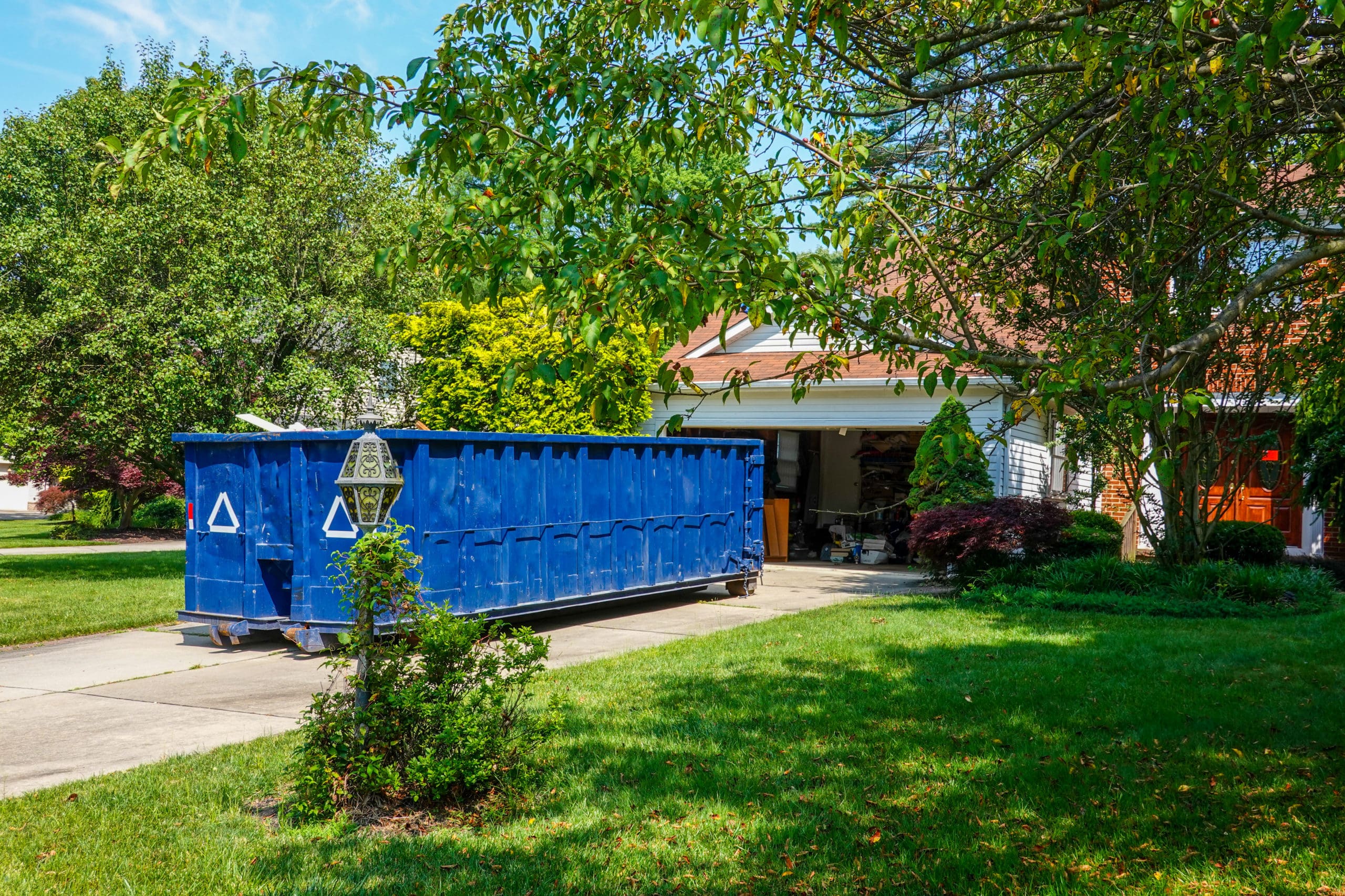 Homeowner's Guide to Simplifying Projects - Smart Dumpsters