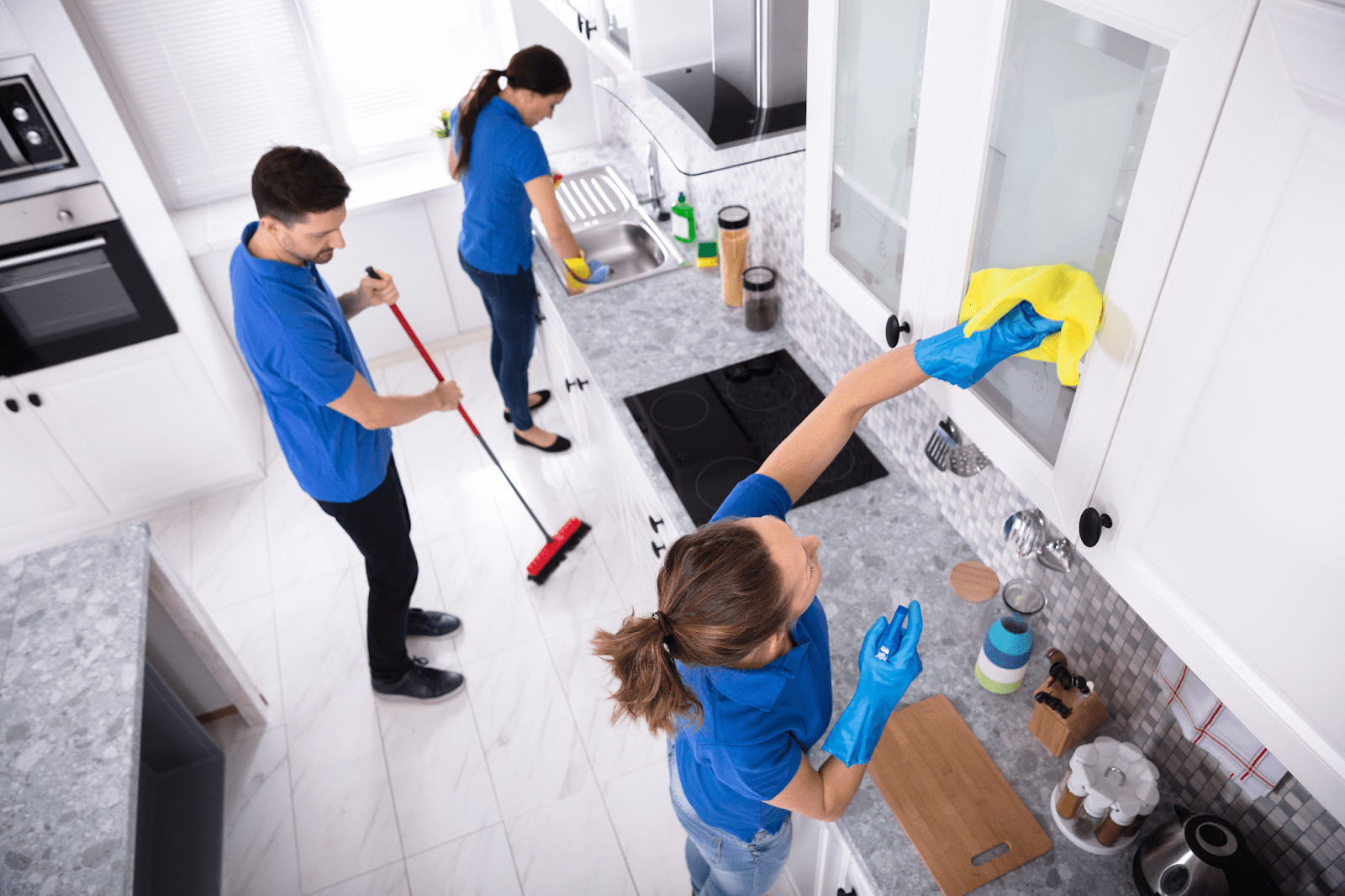 Reliable Monthly Home Cleaning Service at Your Ease