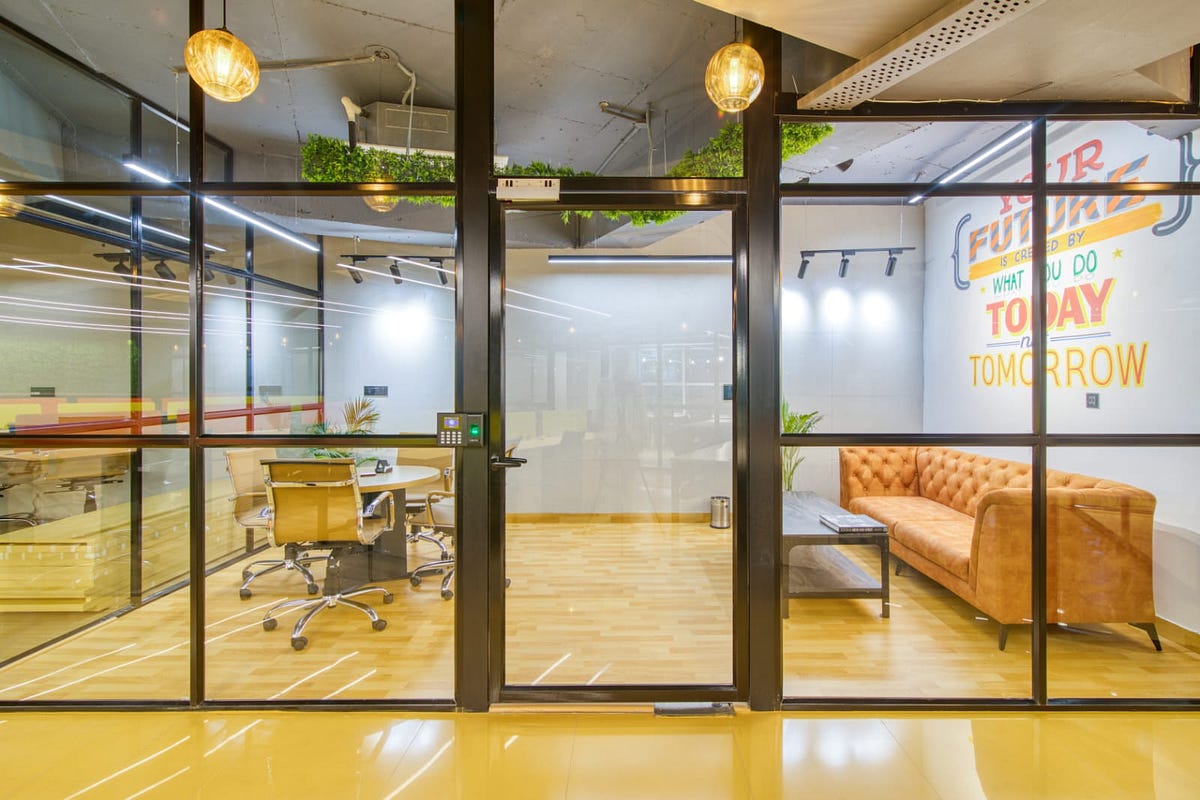 Delving into the Attributes of the Most Sophisticated Shared Office Space in South Delhi | by Crescendo Cowork | Oct, 2024 | Medium