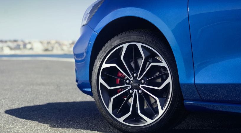 Honda Amaze Alloy Wheels Vs. Honda City Alloy Wheels: Choose the Best for Your Car | by Advantec Wheels | Oct, 2024 | Medium