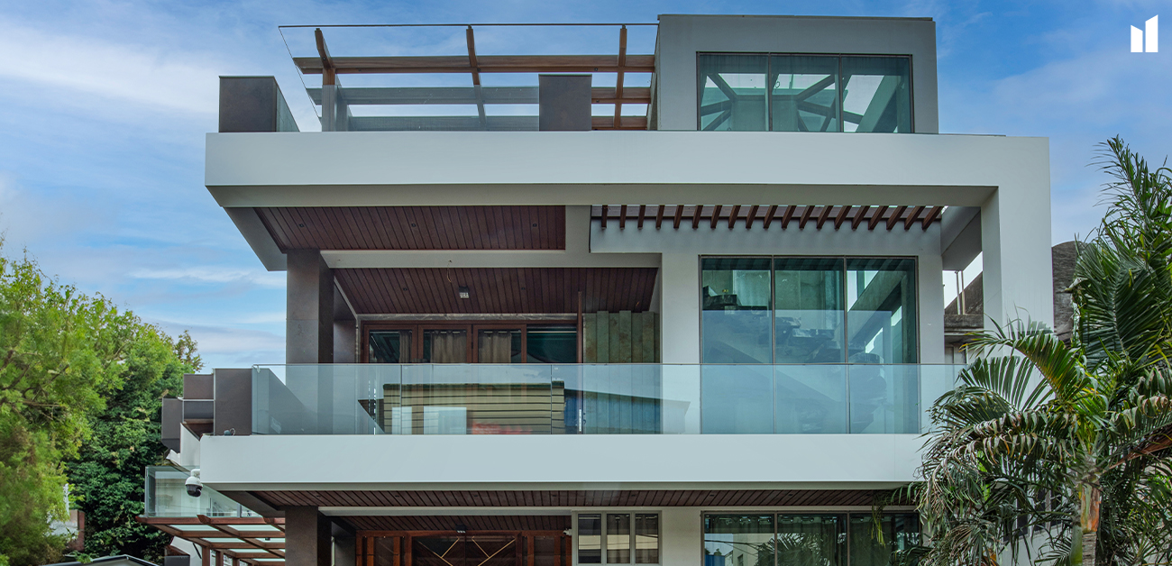Enhancing Your House Exterior: How Porcelain Slabs Transform Home Painting and Design