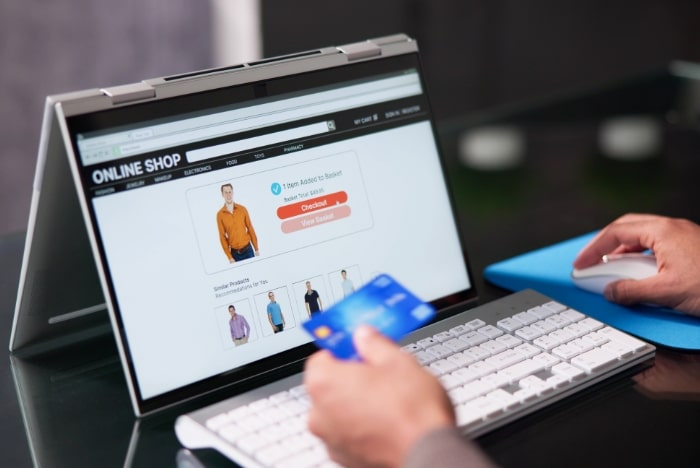 Best Tips to Remember & Start an Online Clothing Store | Foduu