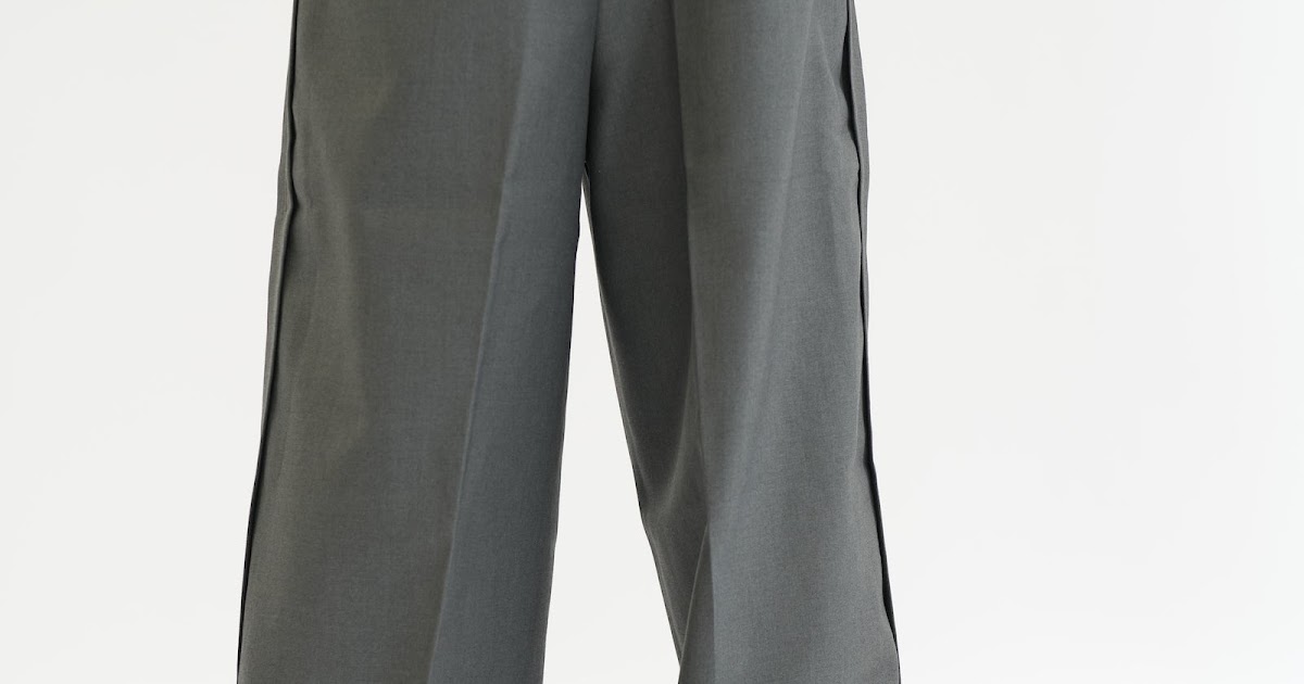 Mastering the Art of Sophisticated Style with Tri-Fold Trousers | Beaulares Reviews