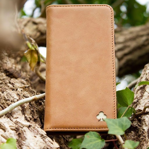 Why Choose Samsung Leather Cases Over Plastic or Silicone Options?