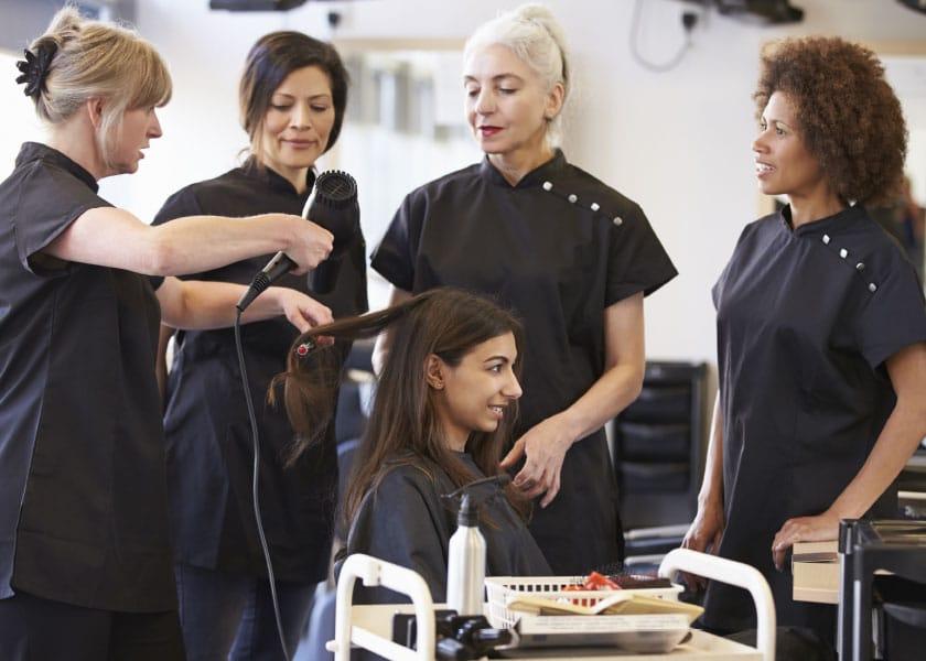 The Importance of Uniforms in Beauty Salons