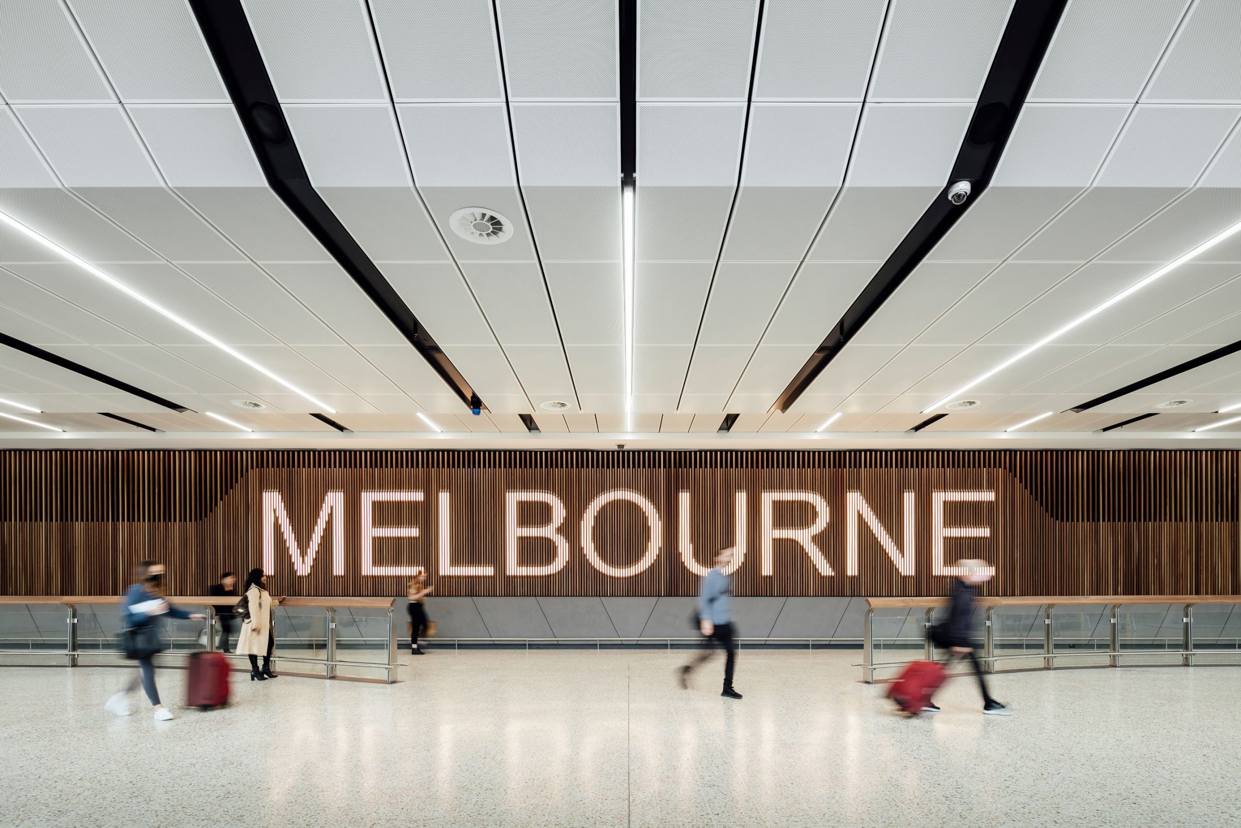 Melbourne Airport Private Transfers | 24/7 Booking | MDC