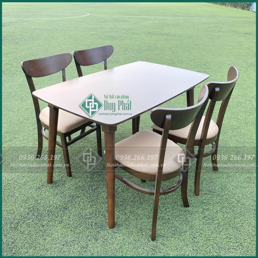 Bộ bàn ăn 4 ghế giá rẻ KT 75x1m2 cao 75cm (BAN-01)