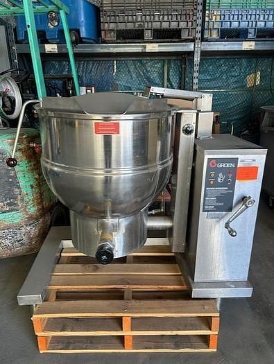 Spilling Details about Tilting Steam Kettle – Wholesale Equipment Resource, LLC