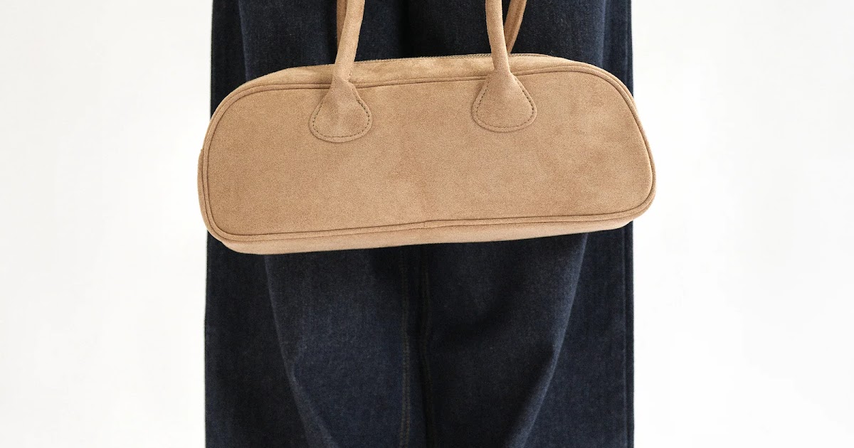 Baguette Faux Suede Bag – Beaulares Review: Style, Quality, and Functionality Explored