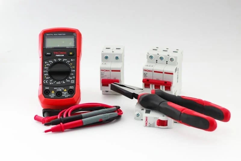 Tips for Selecting the Right Circuit Breakers for Your Data Center | by Voltz | Medium