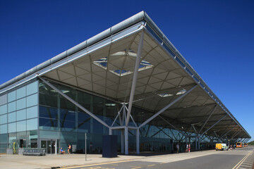 Affordable Steel Building Construction: Onsite vs Offsite