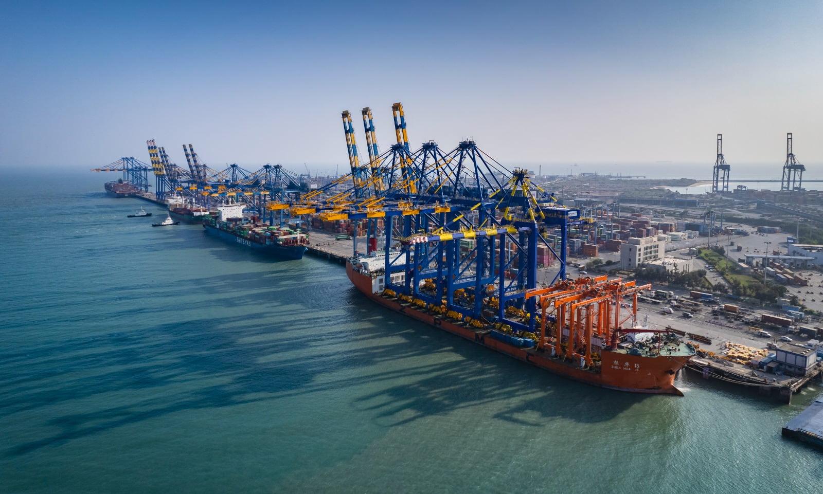 Merchandise exports decline in Jan, electronics exports increase 79%