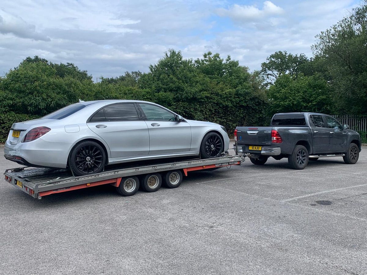 Signs Your Tyres Might Fail & Require to Enter ‘Tyre Towing near Me’ | by a2btow | Feb, 2025 | Medium