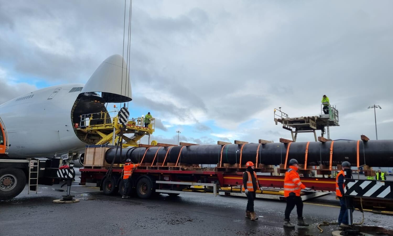 Glasgow Prestwick Airport handles longest-ever cargo