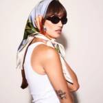 Elegant silk scarves Profile Picture