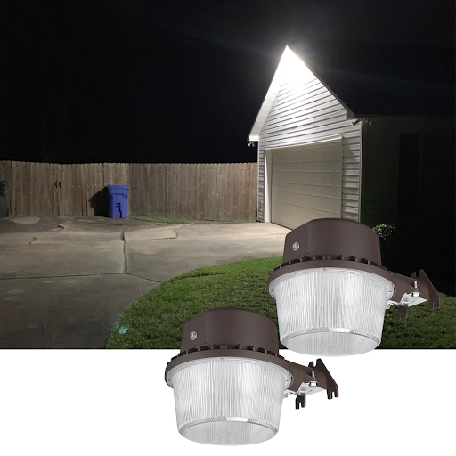 How Outdoor Barn Lights Improve Safety in Agricultural Spaces -