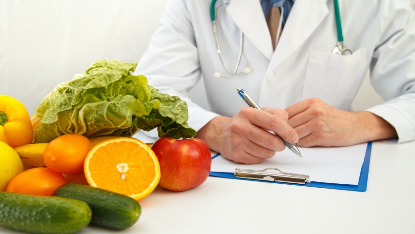 The Role of Diet in Preventing Colorectal Conditions | Dr. Raviram S.