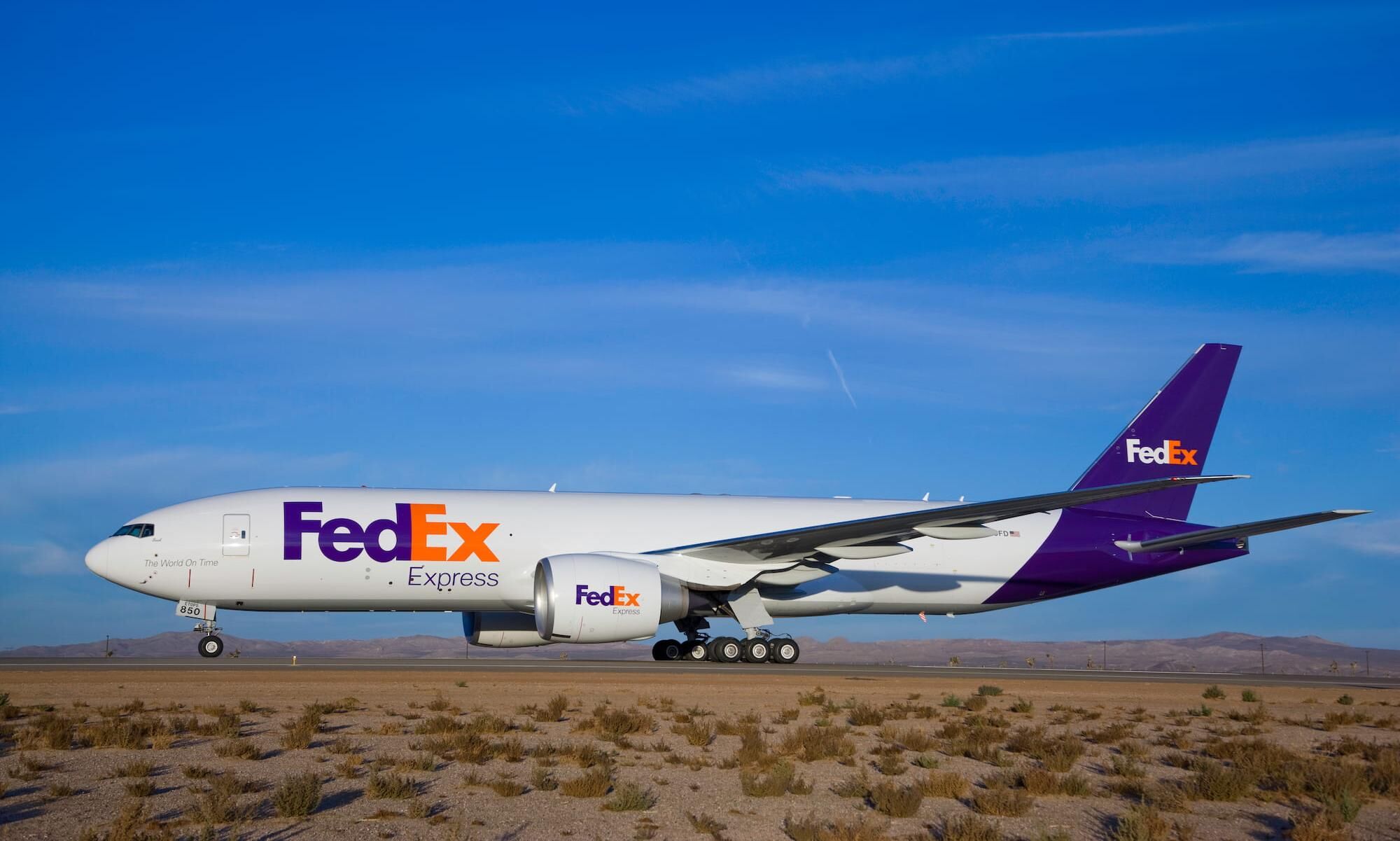 FedEx orders 8 new B777Fs on positive outlook