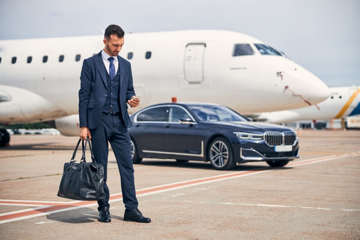 Comfortable Airport Transfer Dundee Services for Stress-Free Travel – Lyfe Saver CPR /BLS/First Aid Classes SAME DAY CERTIFICAION American Heart Association