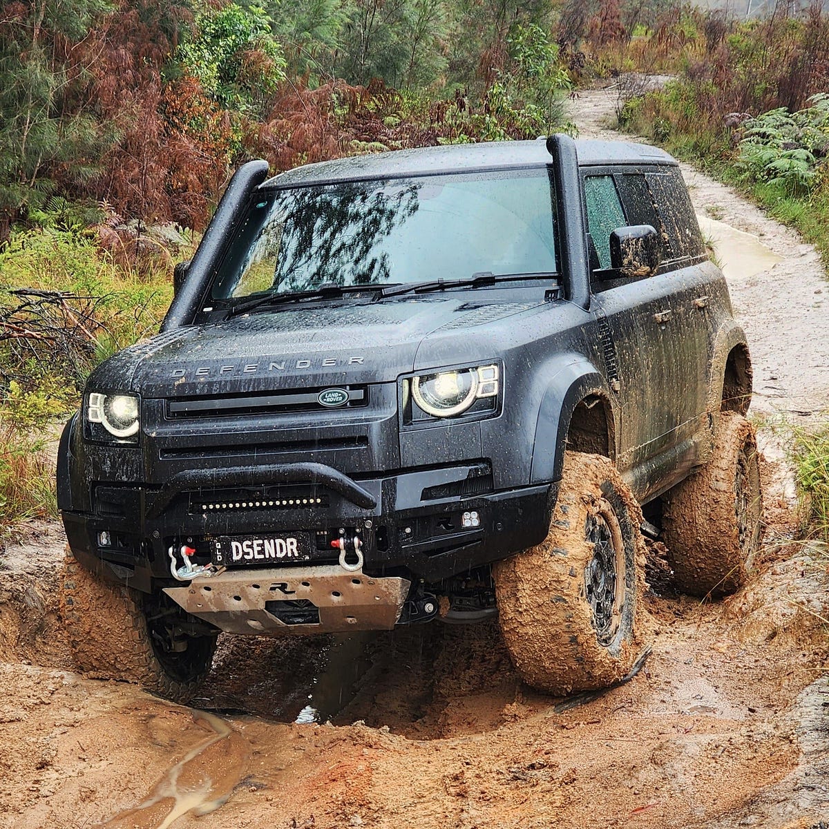 ​What Should You Know About Land Rover Defender Suspension?​ | by Newdefender mods | Apr, 2025 | Medium
