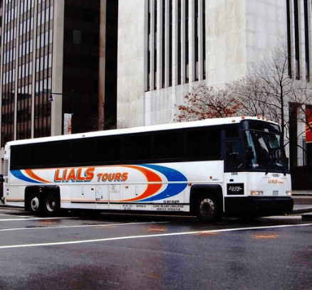 Why Is LIALS Transportation the Best Option for Suffolk to LGA Trips?