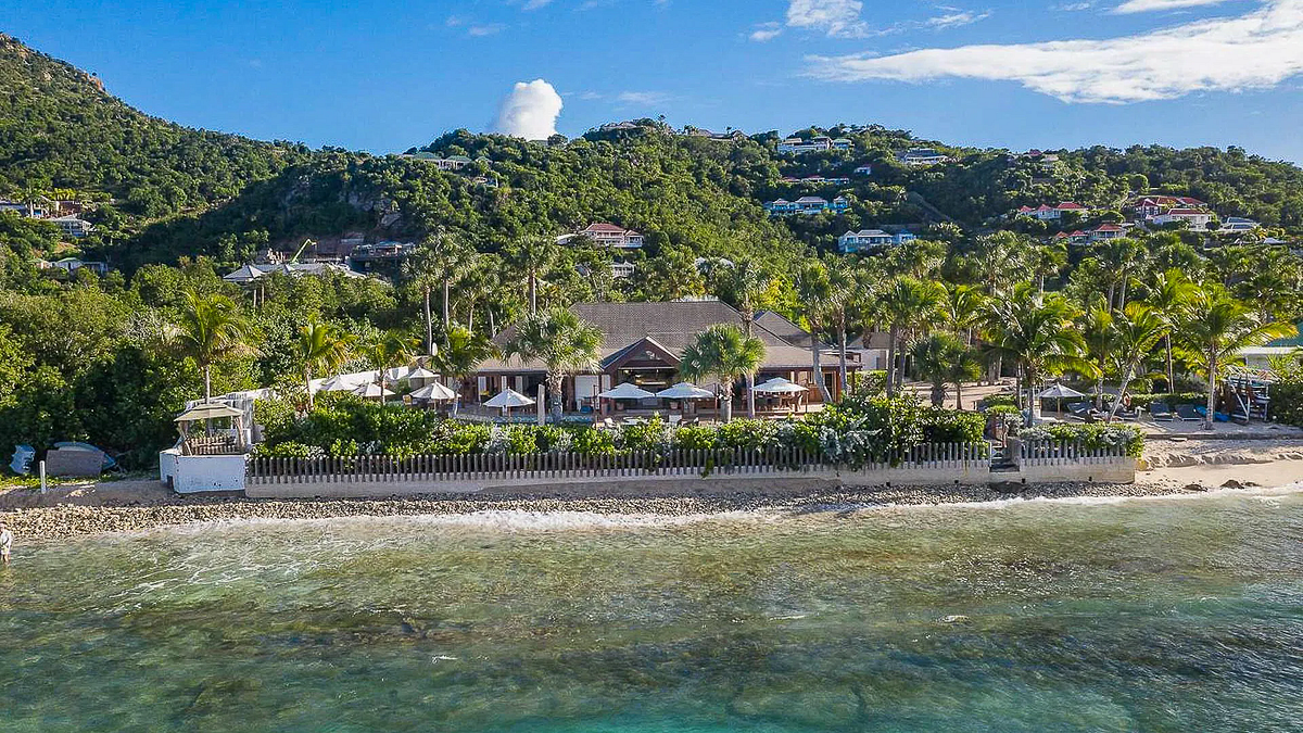 What Makes Vacation Rentals in St Barts the Ultimate Island Escape? | by The Nightfall Group | May, 2025 | Medium