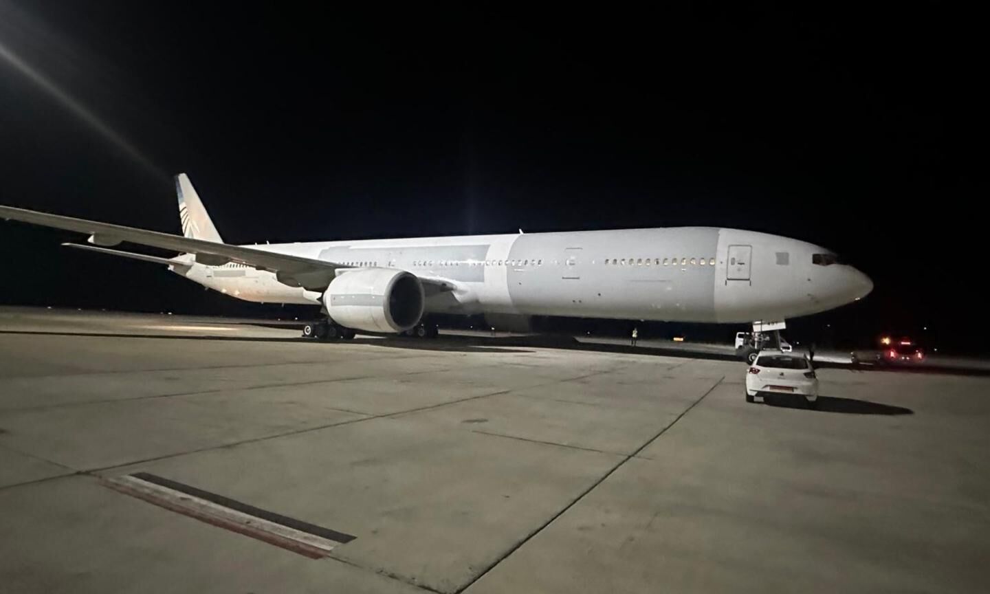 Challenge Group launches Boeing 777-300ERSF conversion programme