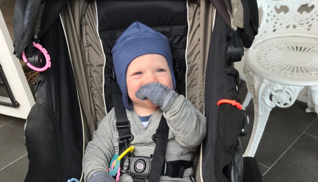 Snug from Head to Heel: Pure Merino Socks & Mittens for Newborns