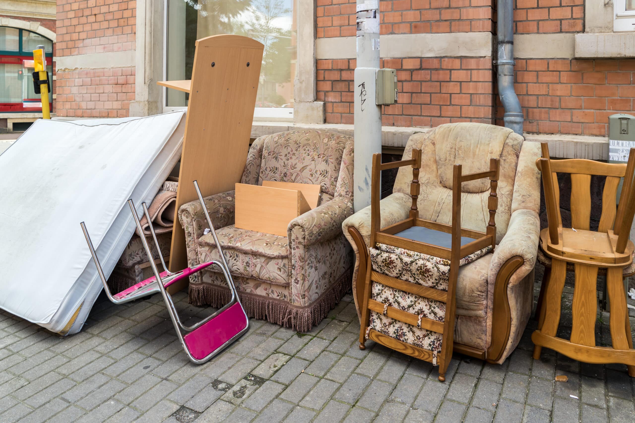 Entrümpelungen, Haushaltsauflösungen, Wohnungsauflösungen kurzfristig