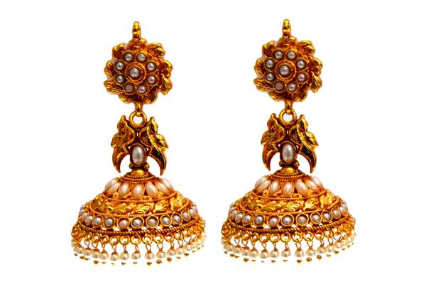 Jhumka Earrings: A Traditional Choice That Never Gets Old