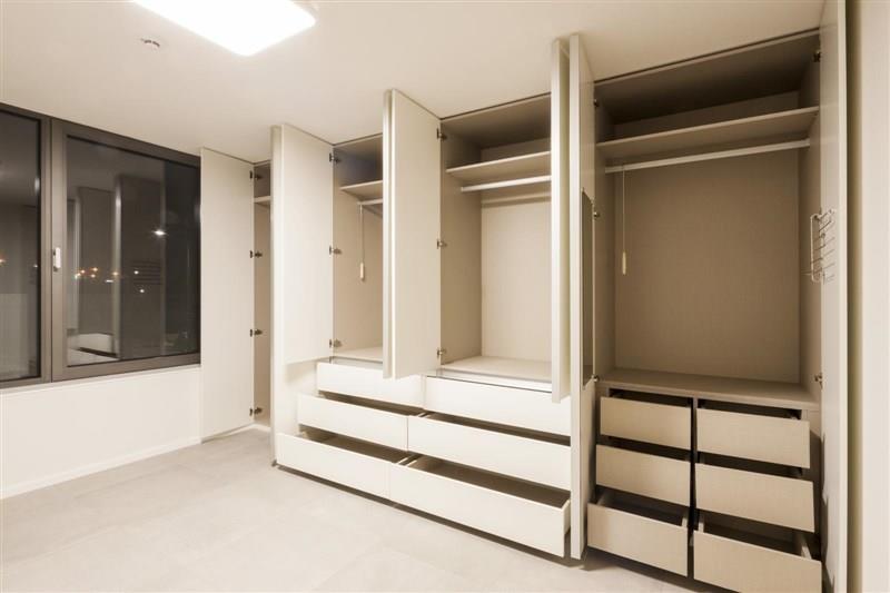 Top 7 Benefits of Built-in Wardrobes for Your Space