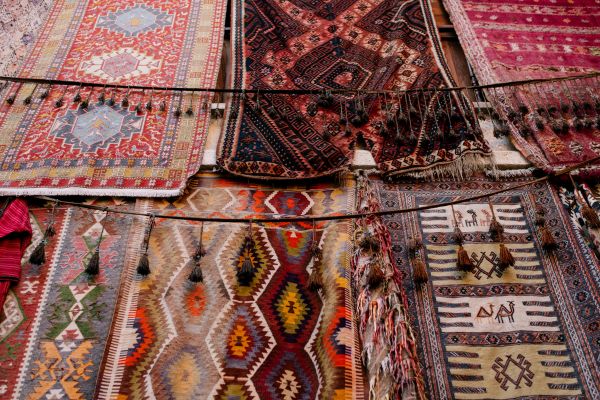 Bedroom Rugs Online: A Simple Guide to Buying the Right Rug for Your Room