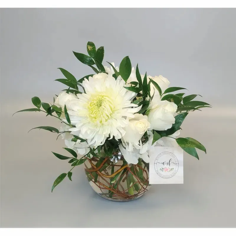 Sympathy Flowers for the Home: Honoring Loved Ones with Comfort and Grace | by Winterspringflorist | Aug, 2025 | Medium