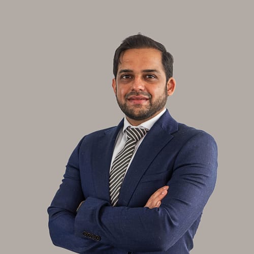 Corporate Lawyer in UK | Corporate & Commercial Legal Services