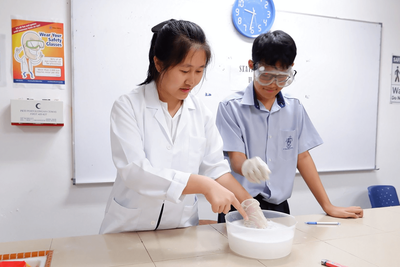 Teachers Adapt to Digital Age: Facilitating Learning at Regent International Schools