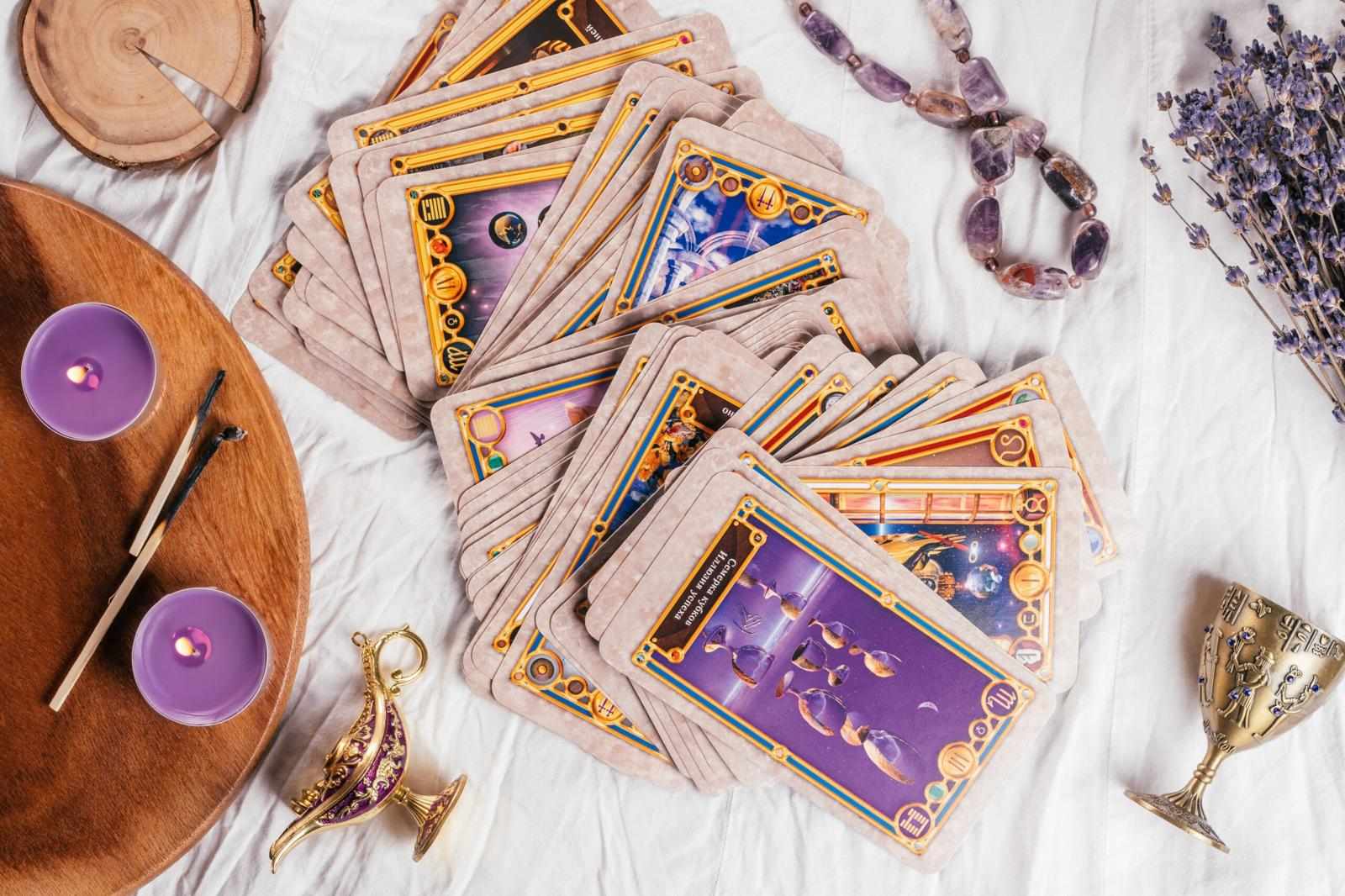 Discover the Magic of Tarot Card Reading
