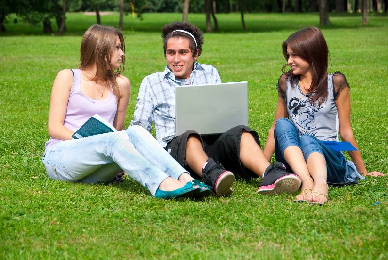 Why Group Study Is a Must in Graduate School