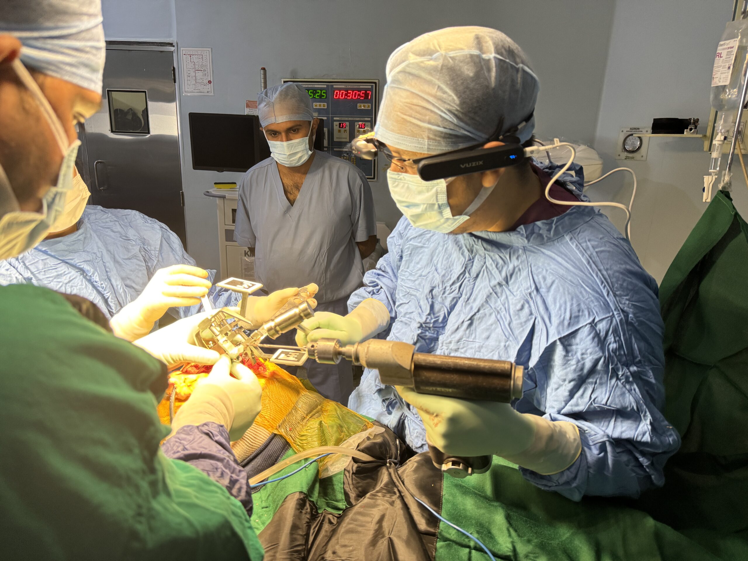 Advanced Pixee Knee Replacement in Ahmedabad