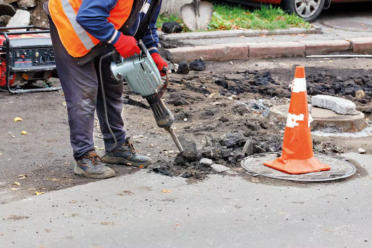 How Weather Affects Concrete Crack Repair in South Australia | by linemarkingplus | Oct, 2025 | Medium