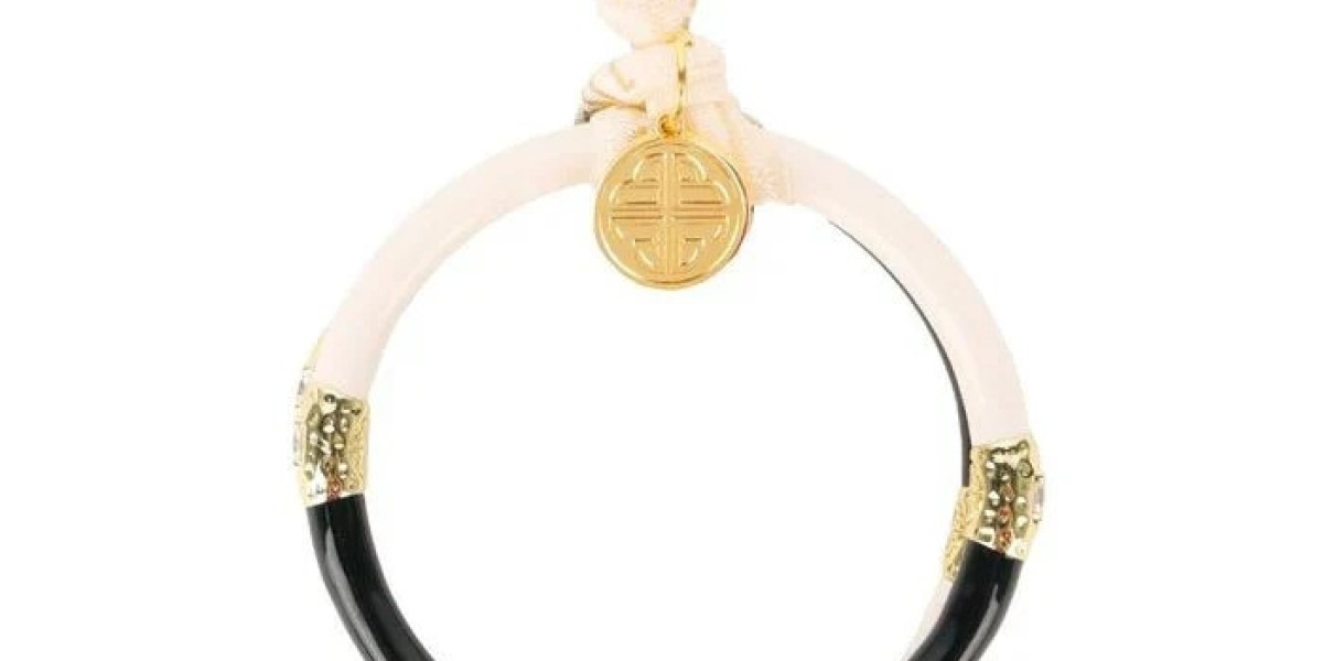 Find Your Inner Balance with Atelier Cape’s BudhaGirl Black Yin Yang