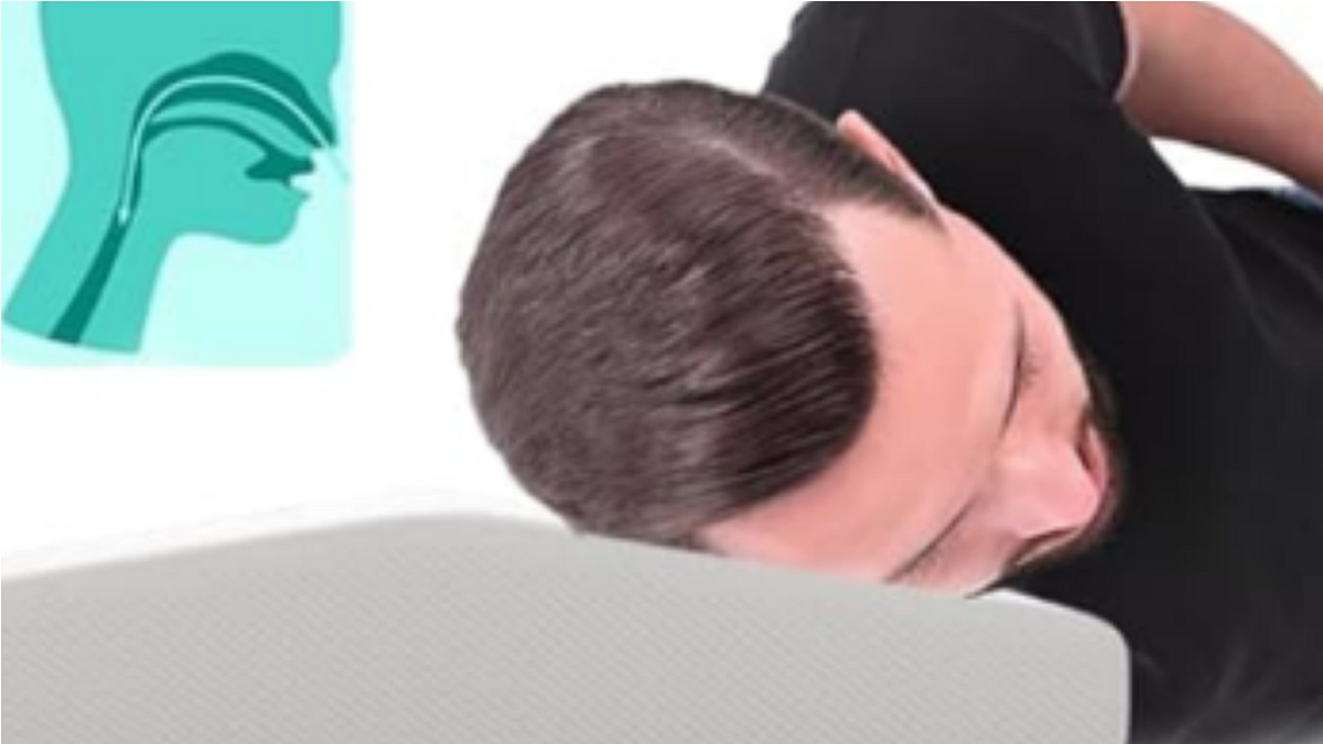 Premium vs. Affordable Anti-Snoring Pillows: What’s the Difference? | by Pyramid Pillow | Nov, 2025 | Medium