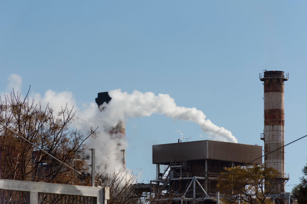 7 Factors That Influence Air Quality Around Industrial Sites | LIDNews
