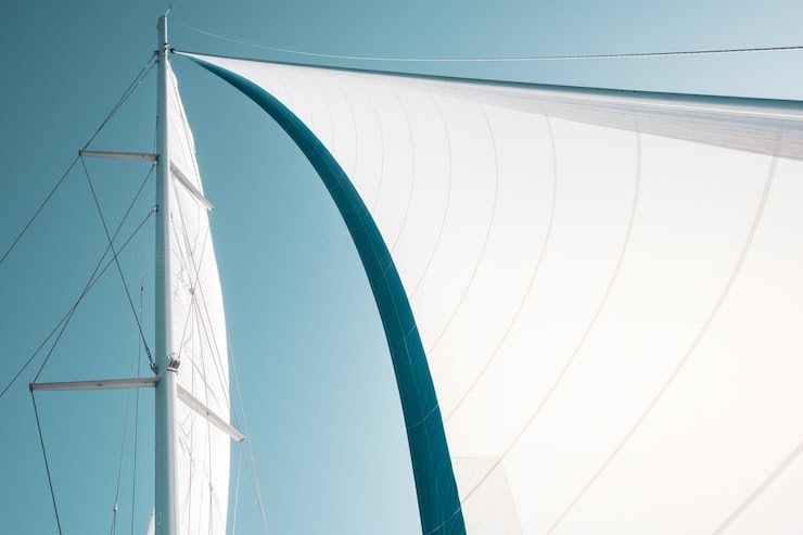 Make Sailing Easier With a Reliable Mainsail Cover