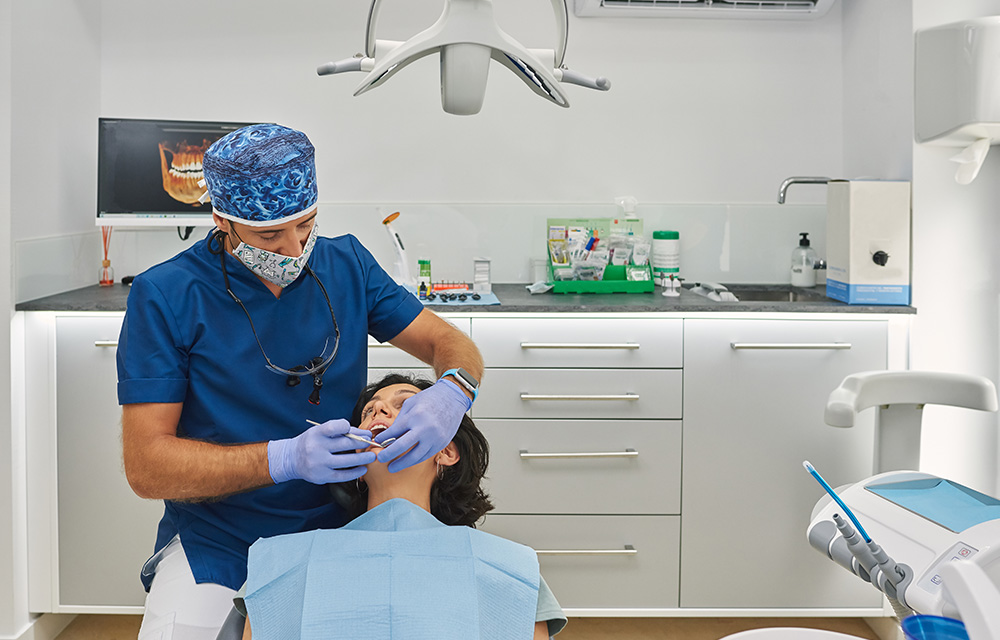 Top 5 Dentists in Ahmedabad: Trusted Experts for Quality Dental Care - Pramukh