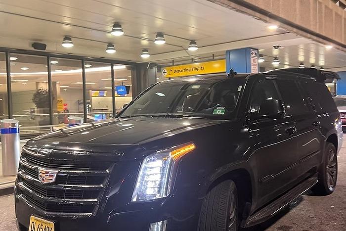 Are Perona Farm Shuttle Services Worth It For a Long Group? | LogCla