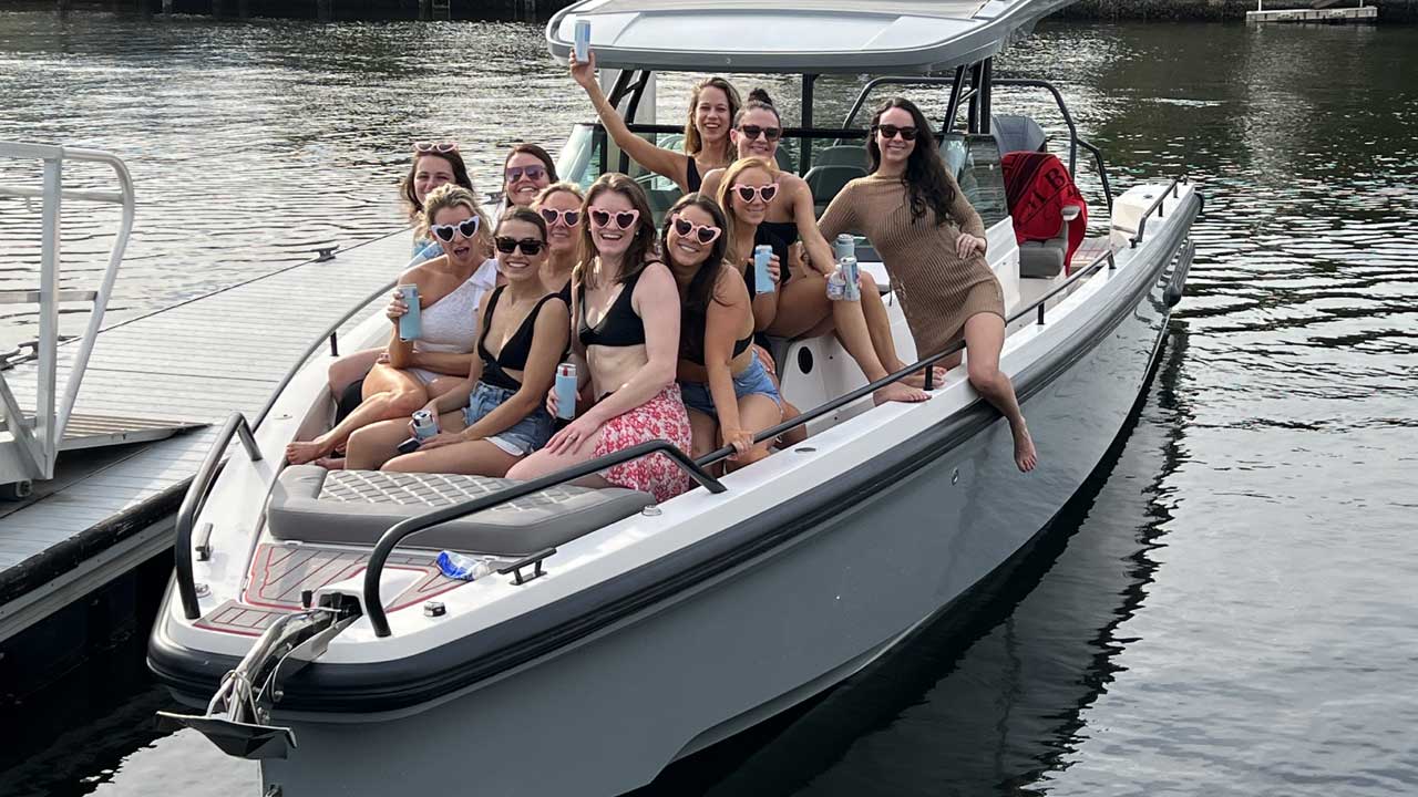Why Renting a Boat is the Best Way to Experience West Palm Beach | Blog