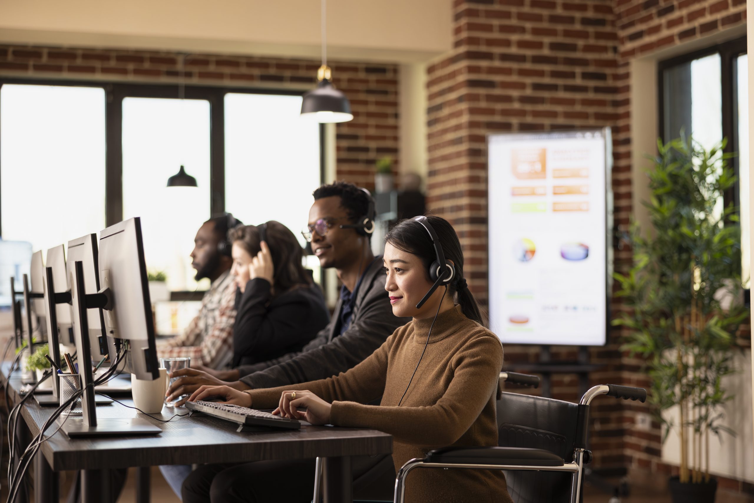 How AI Helps Solve Common Unified Communication Challenges
